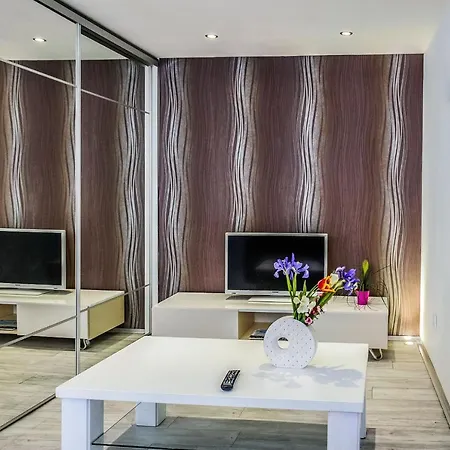 Alpha Loft 1br In Center Apartman *